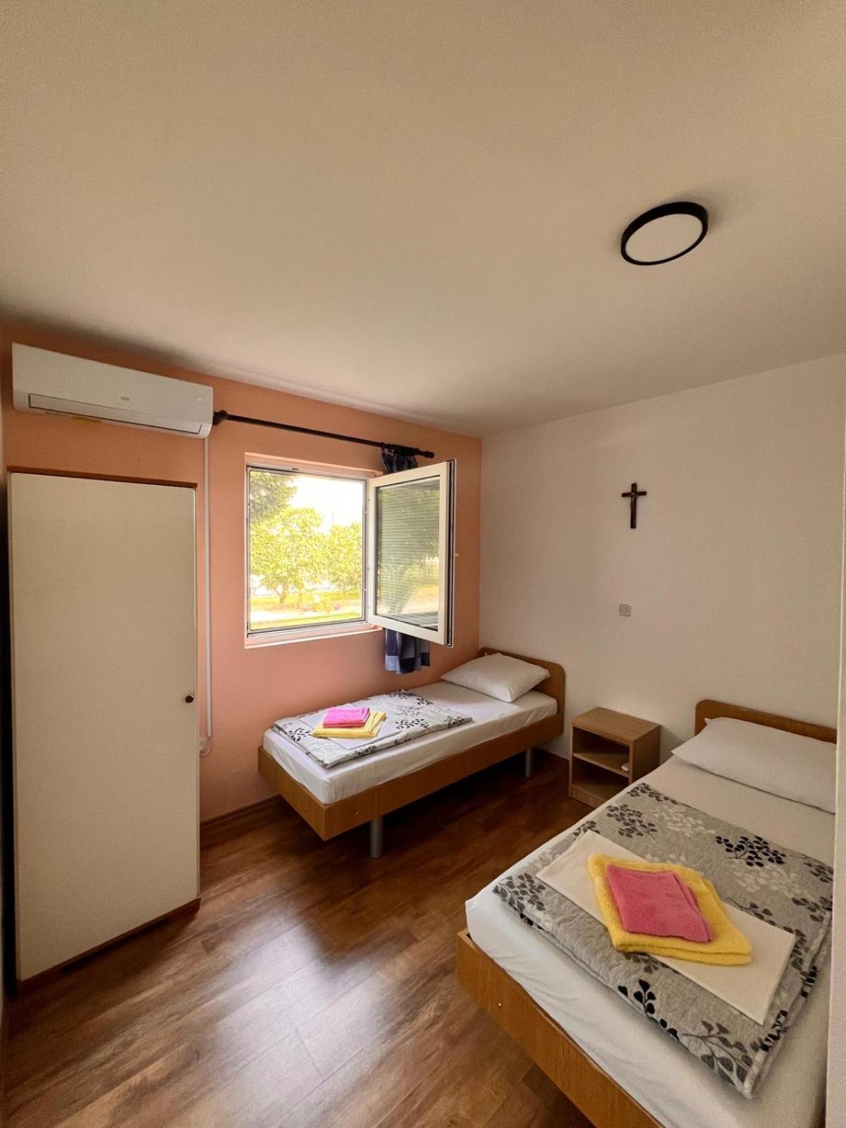 Hotel Casa Del Pellegrino M&A - Ostojići Međugorje Exterior foto
