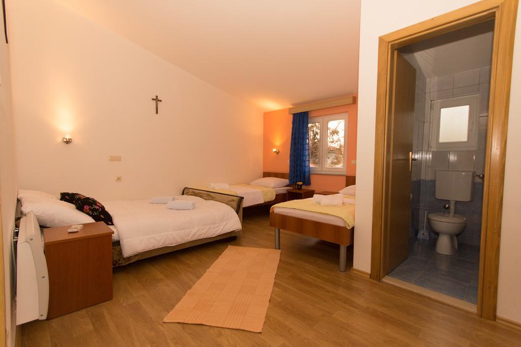 Hotel Casa Del Pellegrino M&A - Ostojići Međugorje Habitación foto